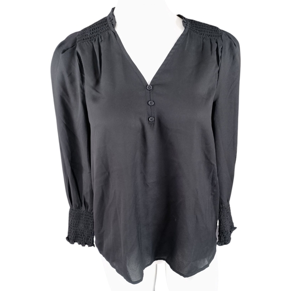 Black Tape_ Tops - Black Tape V-Neck Smocked 3/4 Sleeve Blouse Size Small